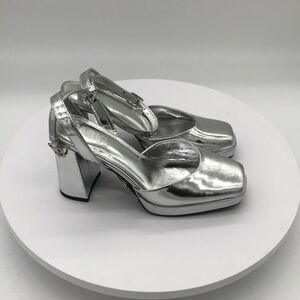 FARYL  Womens  Block Heel Sandals size 7.5 US